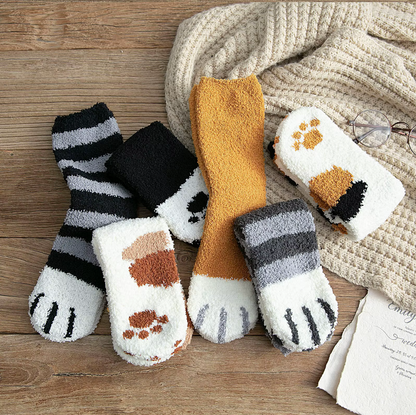 Flauschige Katzenpfoten-Socken